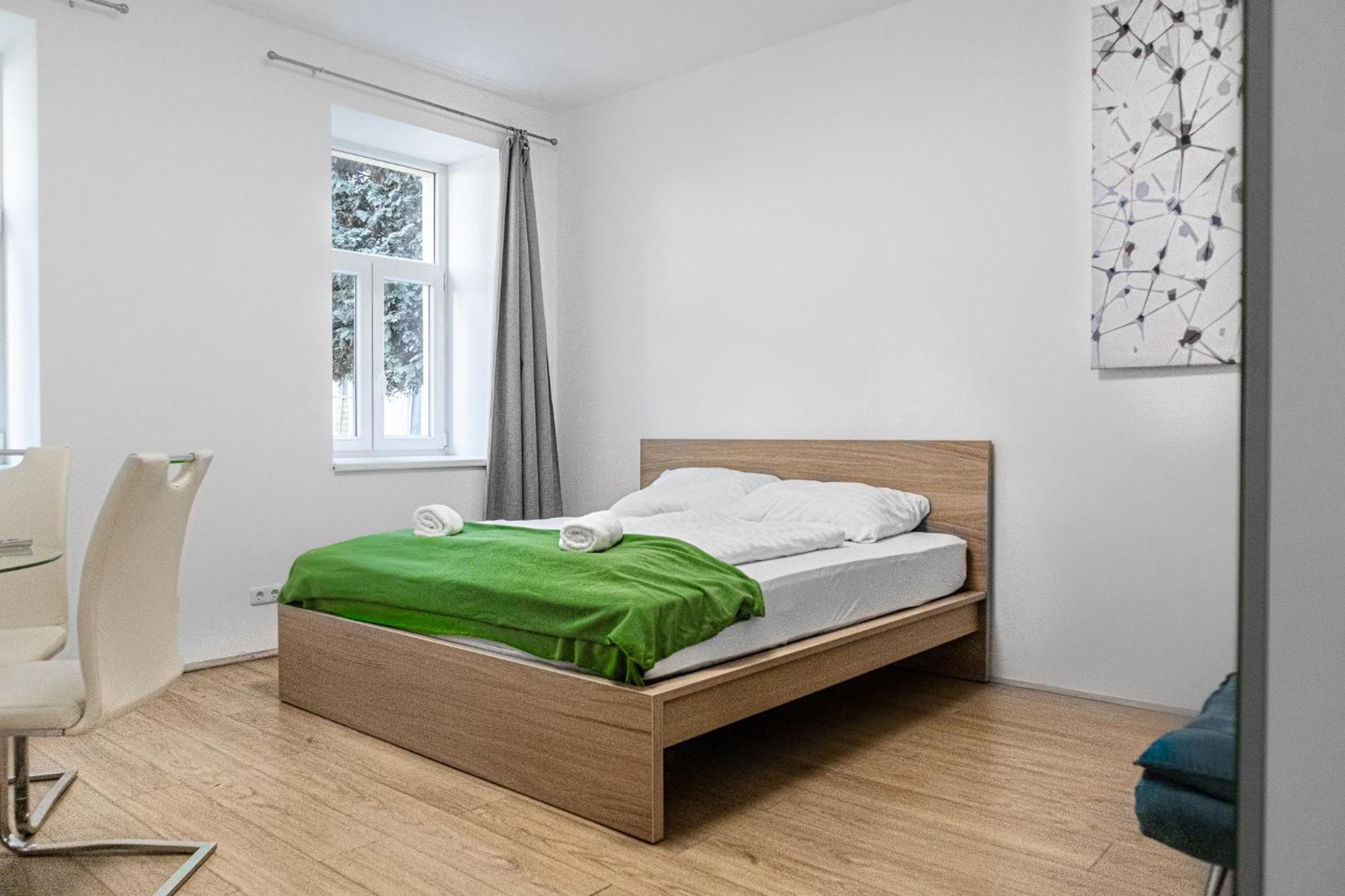 Lovely 2Br Shared Apartment, Enkplatz U3, 15Min To Center Wien Eksteriør billede