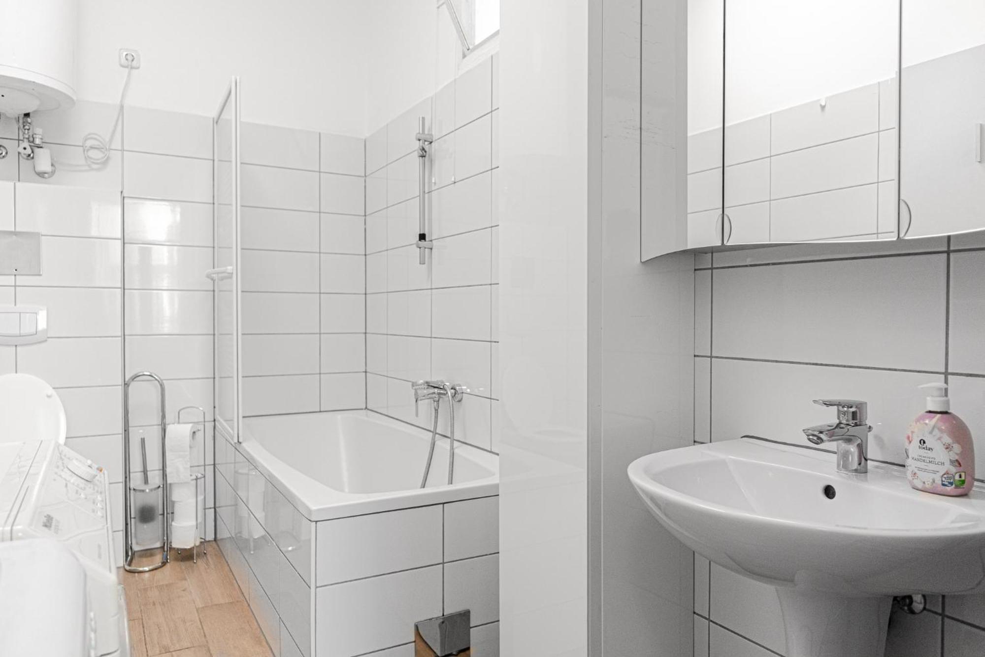 Lovely 2Br Shared Apartment, Enkplatz U3, 15Min To Center Wien Eksteriør billede